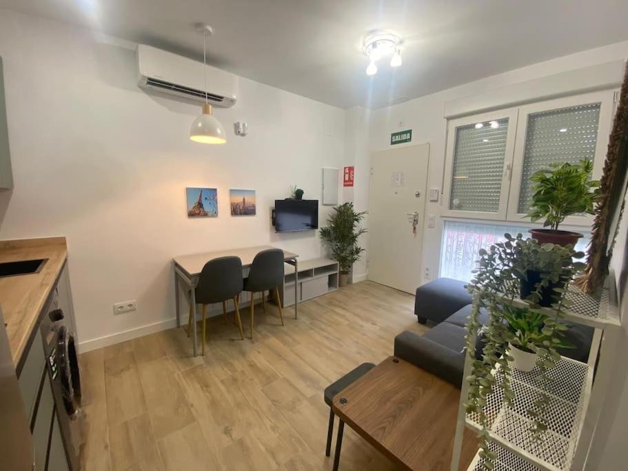 Apartamento En Villa De Vallecas Madrid Bagian luar foto